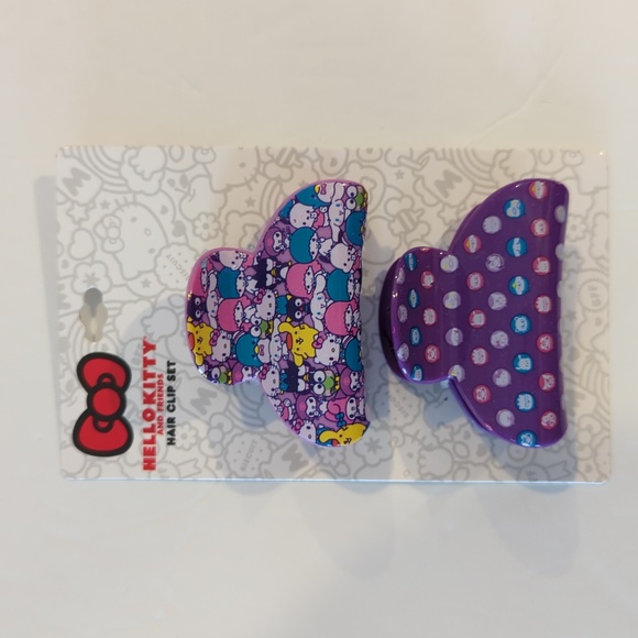 Hello Kitty Accessories - NWT Hello Kitty and Friends Hair Clip Set